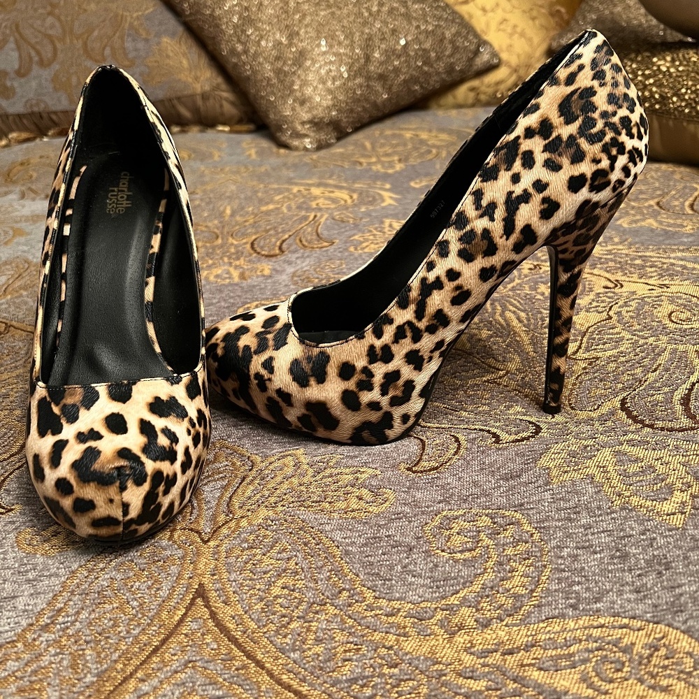 HIGH HEELS FOR DIVAS